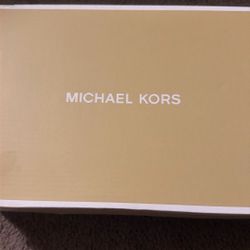Michael Kors Shoe 