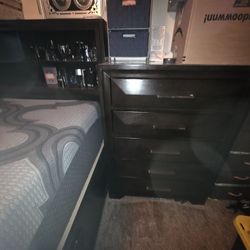 Bedroom Set King Size