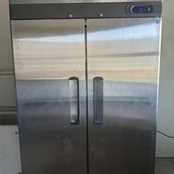 Commercial Stainless Steel Double Door Fridge – Heavy Duty