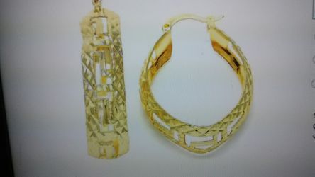 Woman"s Diamond Cut Deco Earrings