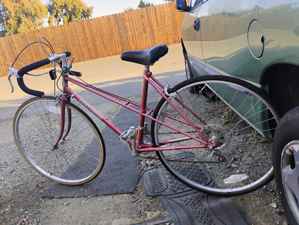Road Bike Centurion