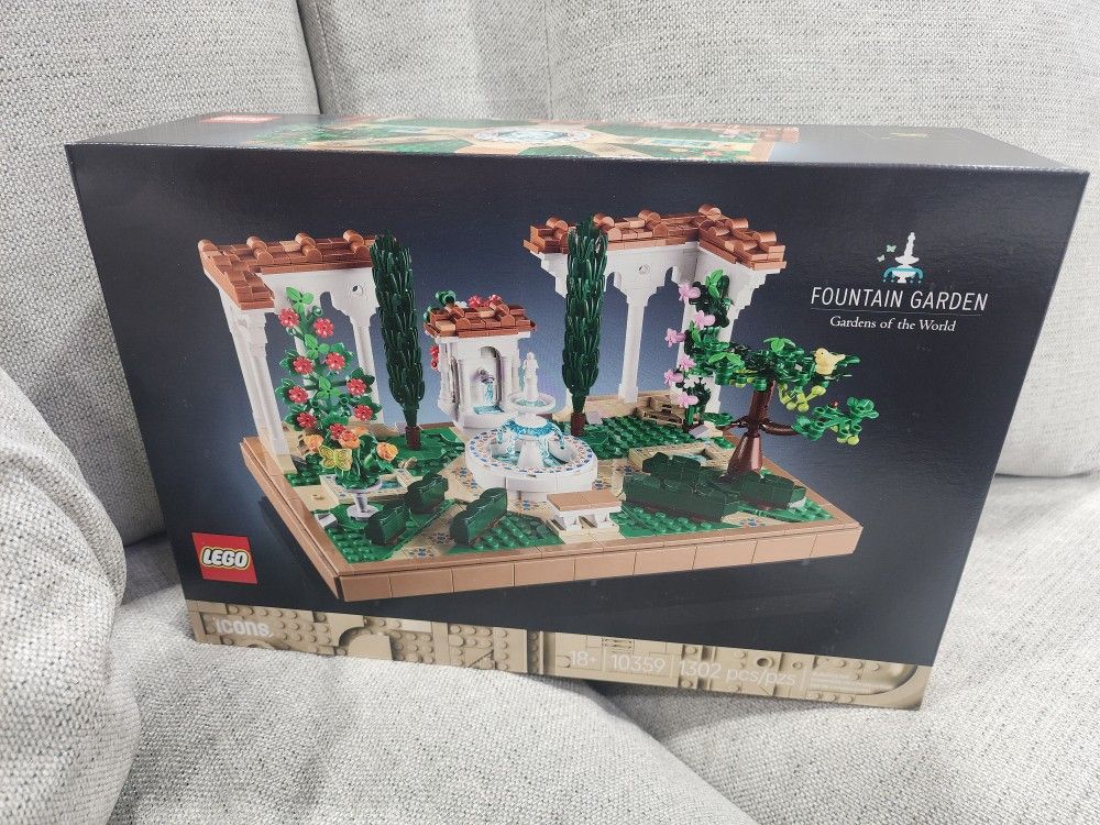 LEGO FOUNTAIN GARDEN SET #10359