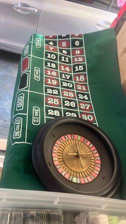 Roulette topper