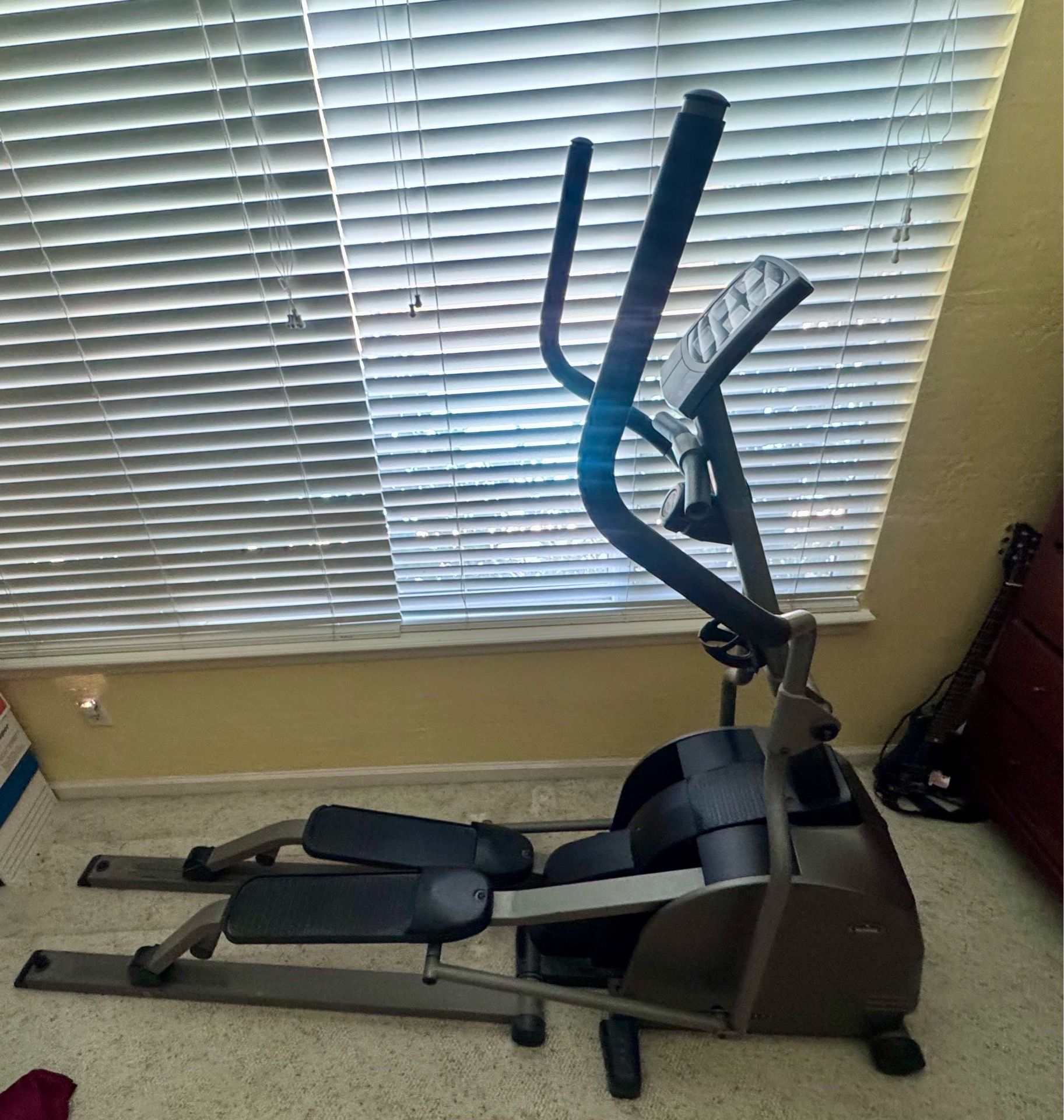 Vision Fitness Elliptic Trainer