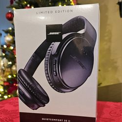 Bose QuietComfort 35 (Series II) Wireless Headphones, Noise Cancelling, with Alexa voice control – Limited Edition Triple Midnight