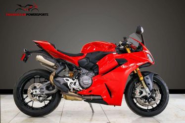2025 Ducati Panigale V2 S