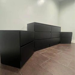 Dresser And Two Nightstands ☄️ Cómoda Y Dos Mesitas 