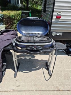 Coleman road trip grill
