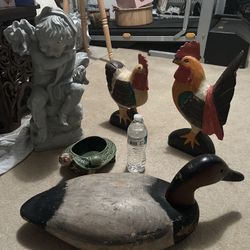 garden decor chicken rooster duck turtle plants pots iron wood prices 5 to 20