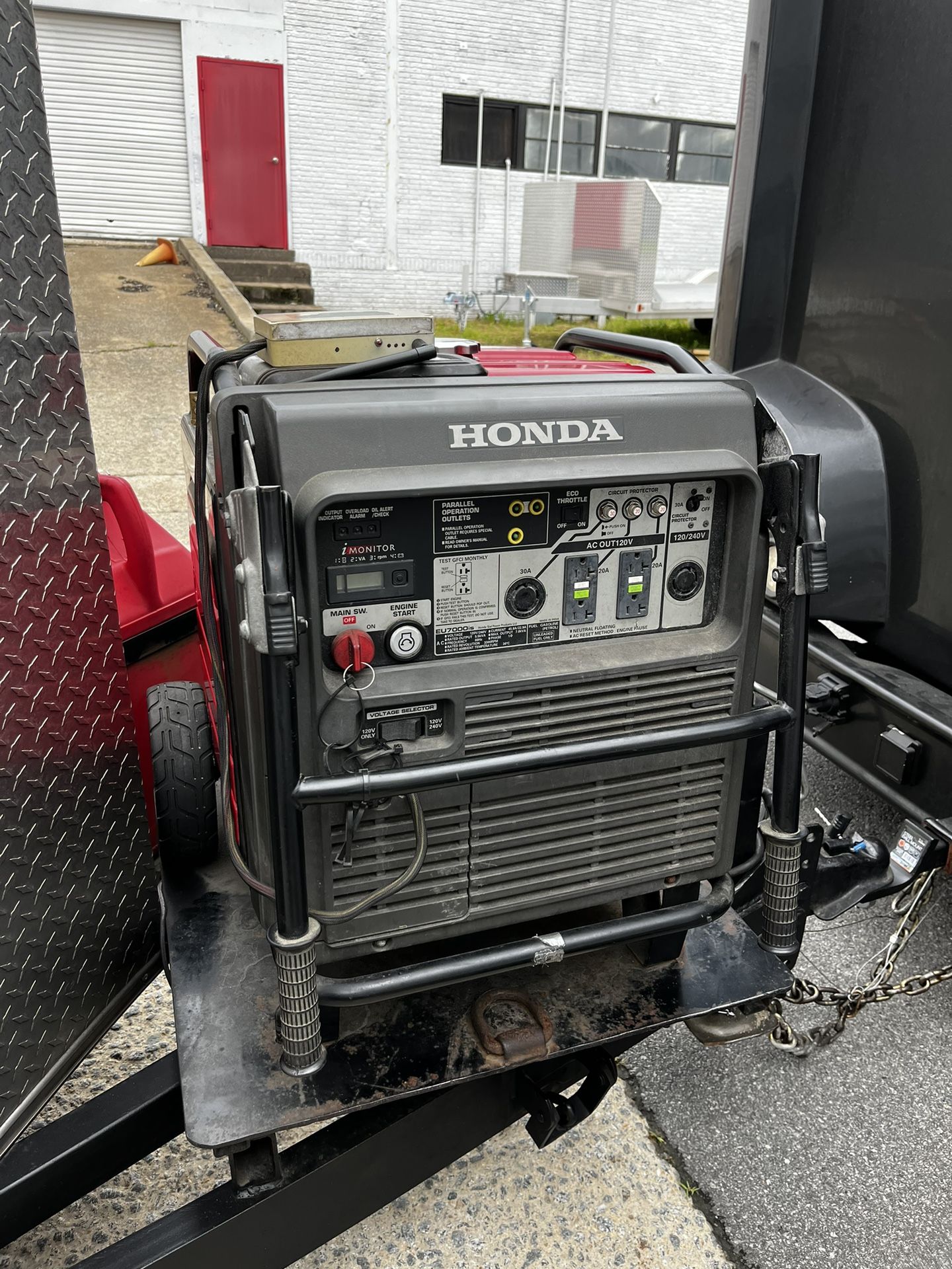 DEAL! Honda EU7000IS Generator. Still Works!