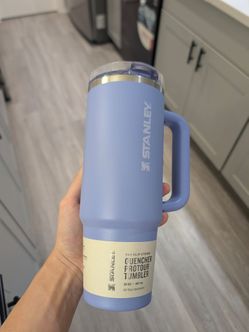 Stanley 30oz tumbler