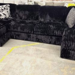 Living Room Sectional Sofa from Ashley