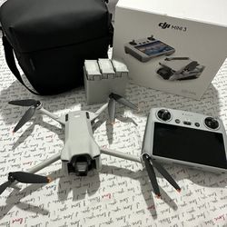 DJI Mini 3  (DJI RC ) Drone Bundle 
