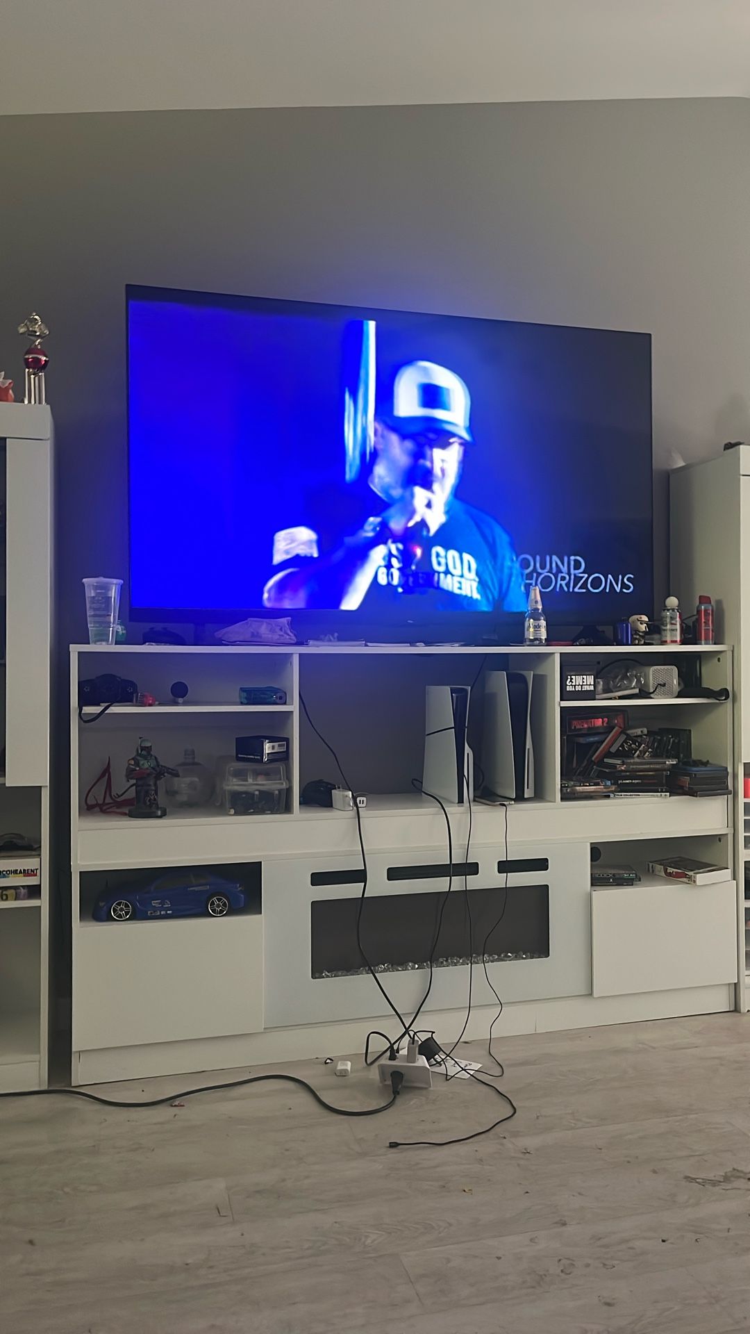75 Inch TCL Roku Tv