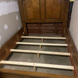 Wood California Kind Bed 