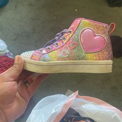 Sketchers Shoes