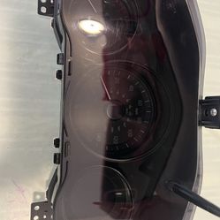 2022 Honda  HRV Gauge Cluster 55,000 Odometer 