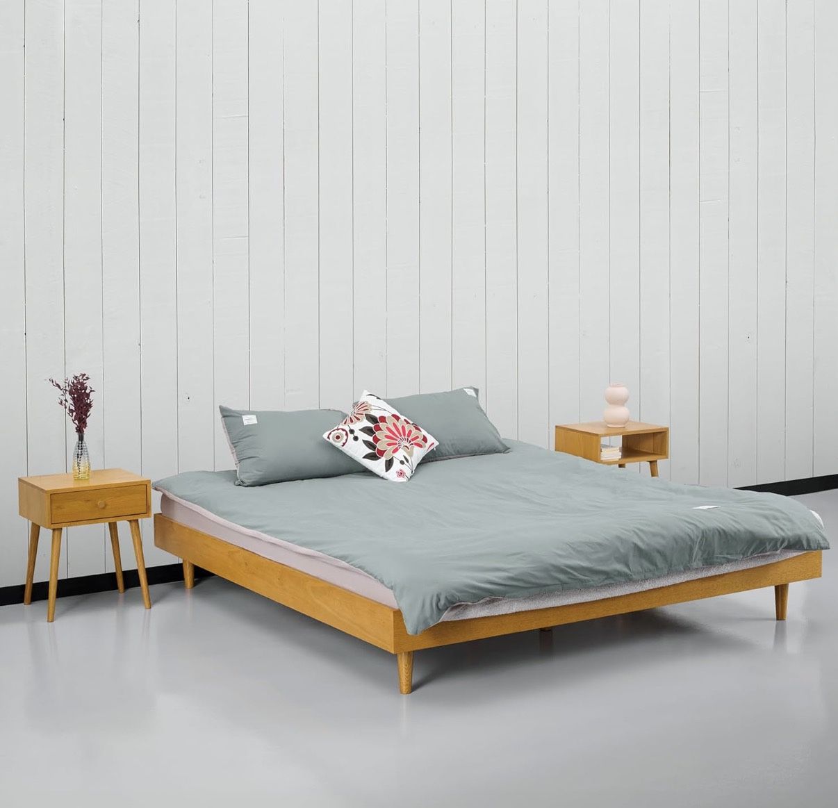 King Bed Wood Frame - Like new