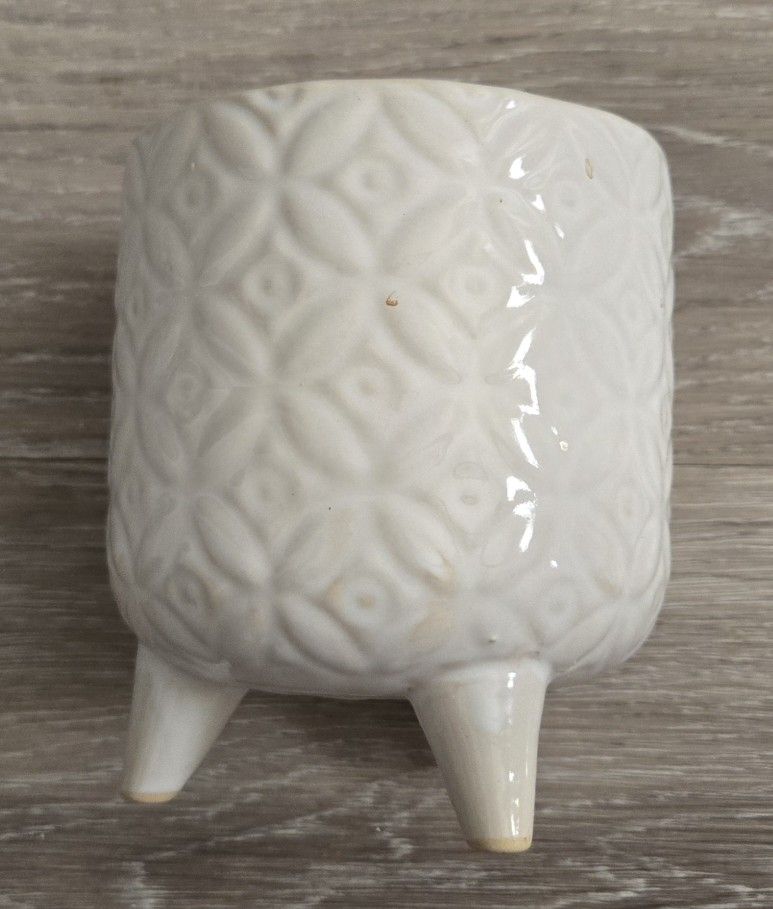 Ceramic Textured Display Holder Vase