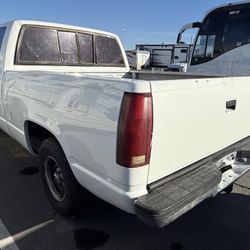 1991 Chevy 1/2 Ton Ext Cab Short Bed No Engine