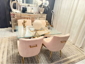 Dining sets