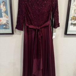 Women's Dress Size 4