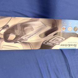 Brookstone Deluxe Car Vacuum 