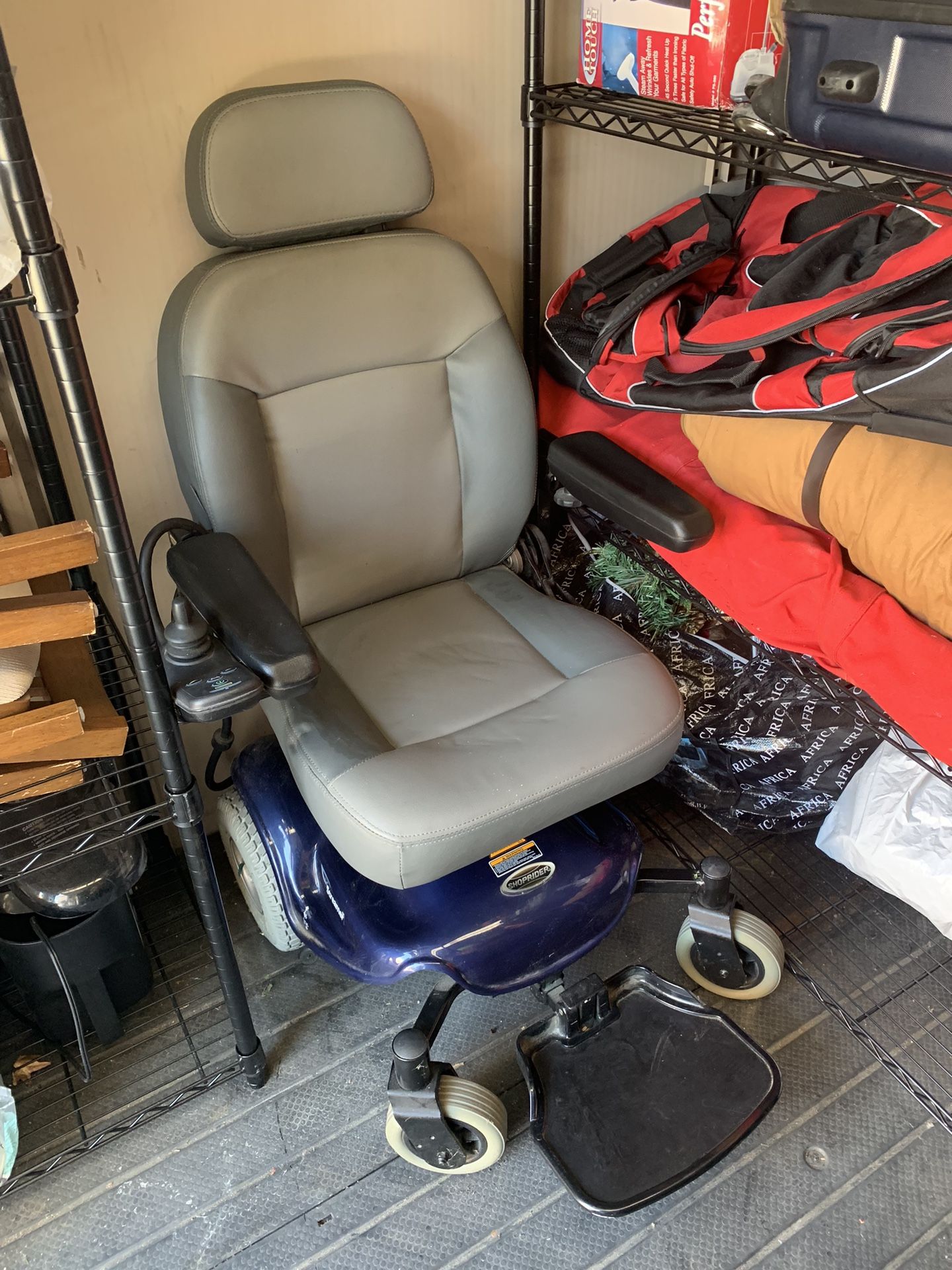 Streamer electric wheelchair, open box, not used, just...
