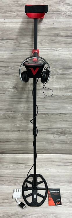 MineLab Vanquish 540 Metal Detector Pro Pack (PO1025660)