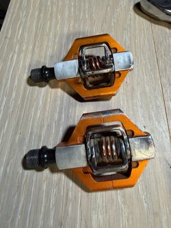 Pedal for Mountain or Road bikes