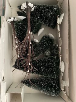 Snow-Flocked Bottle Brush Christmas Tree Set
