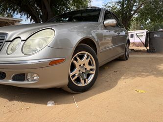 2005 Mercedes-Benz E-Class