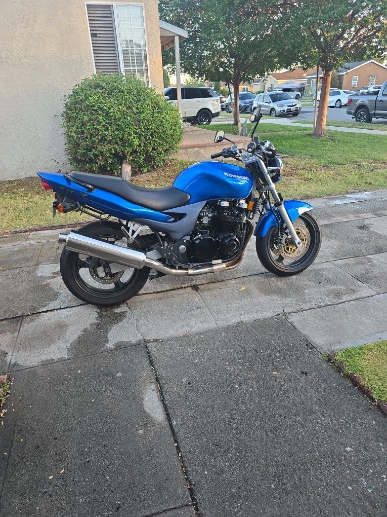 2000 Kawasaki Zr 7