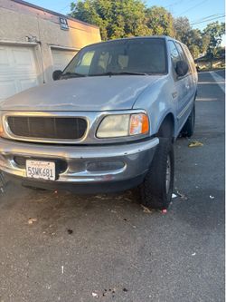 1998 Ford Expedition XLT Lifted