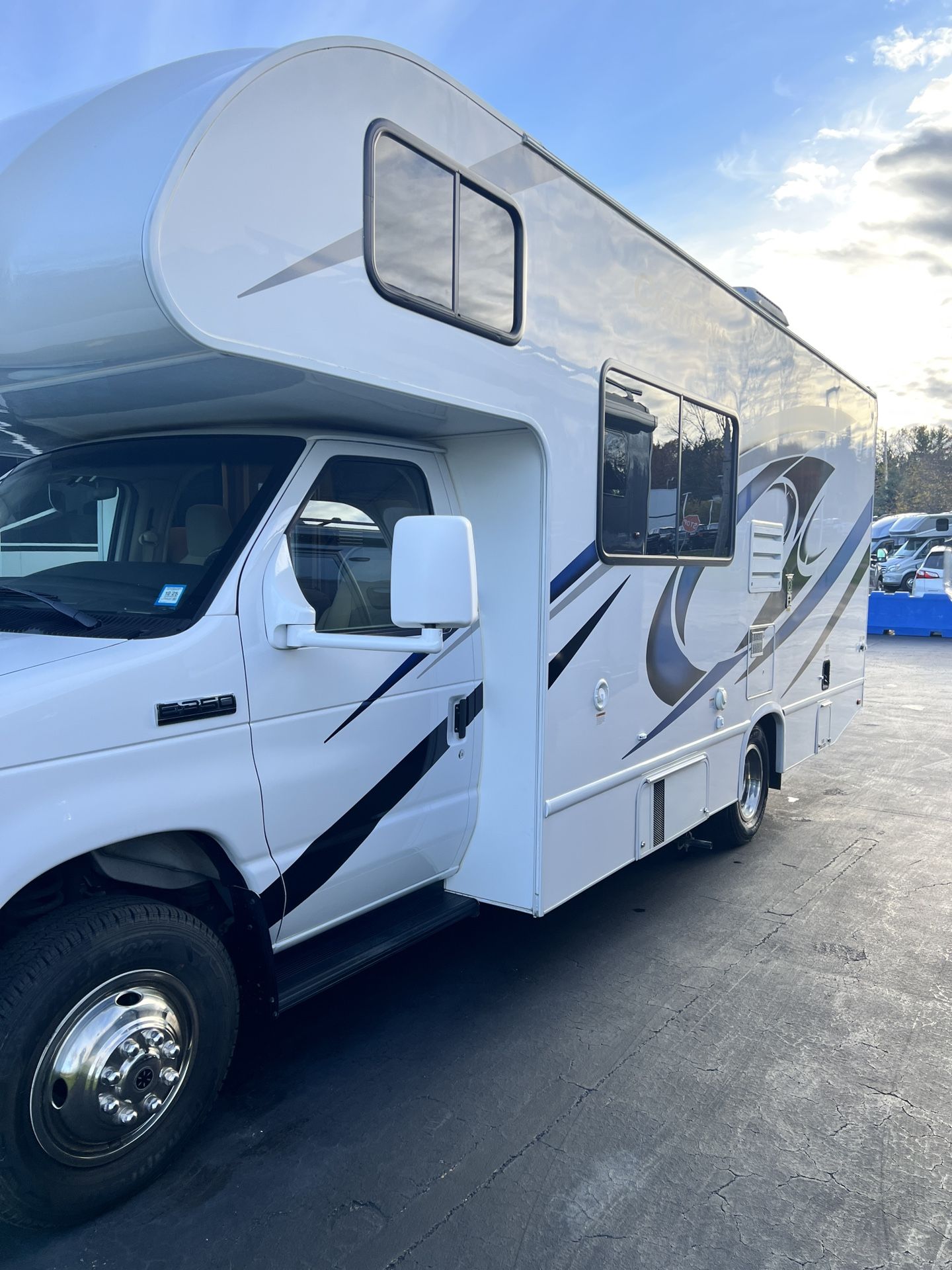 2021 Thor Chateau 23U