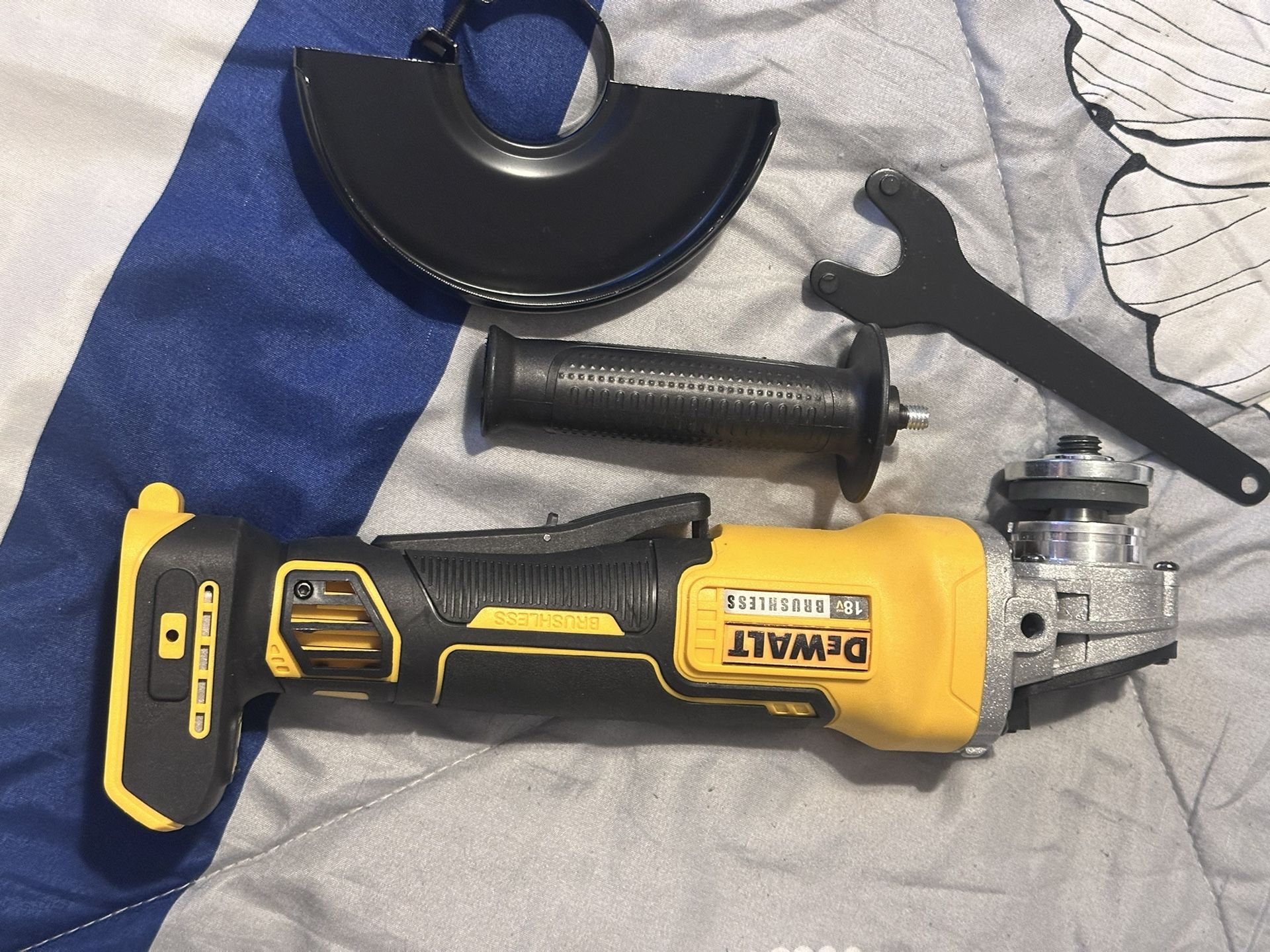 DeWalt Angle Grinder 