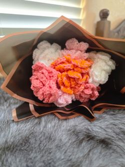 Crochet bunch of flowers 💐