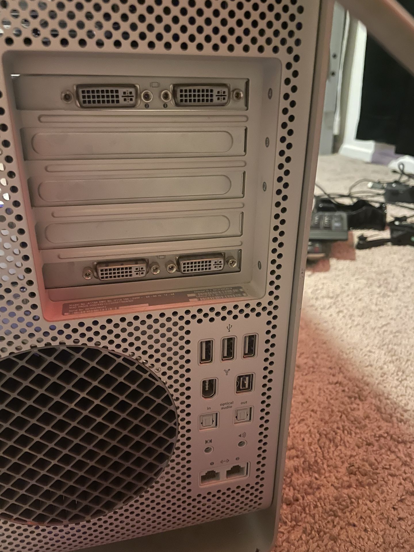 APPLE PC (READ DESCRIPTION)