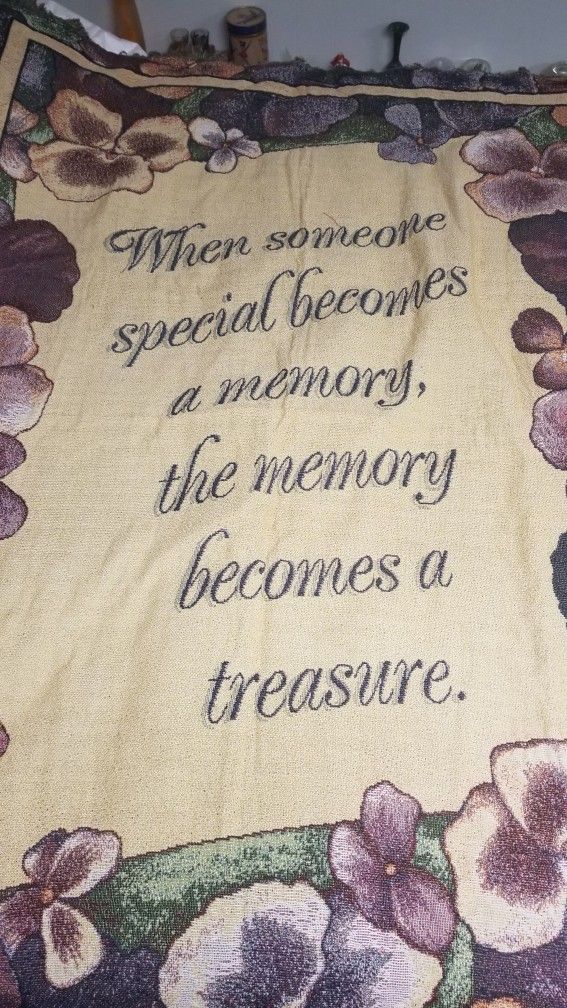 Vintage Tapestry Or Can Be Used As A Throw
