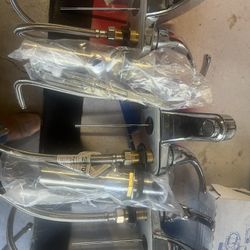 Peerless Bath Faucet