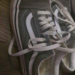 Women's Vans Size 8.5 