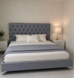 Bed frame leather / cama de piel