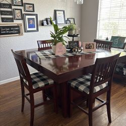 Dining Table And 4 Chairs