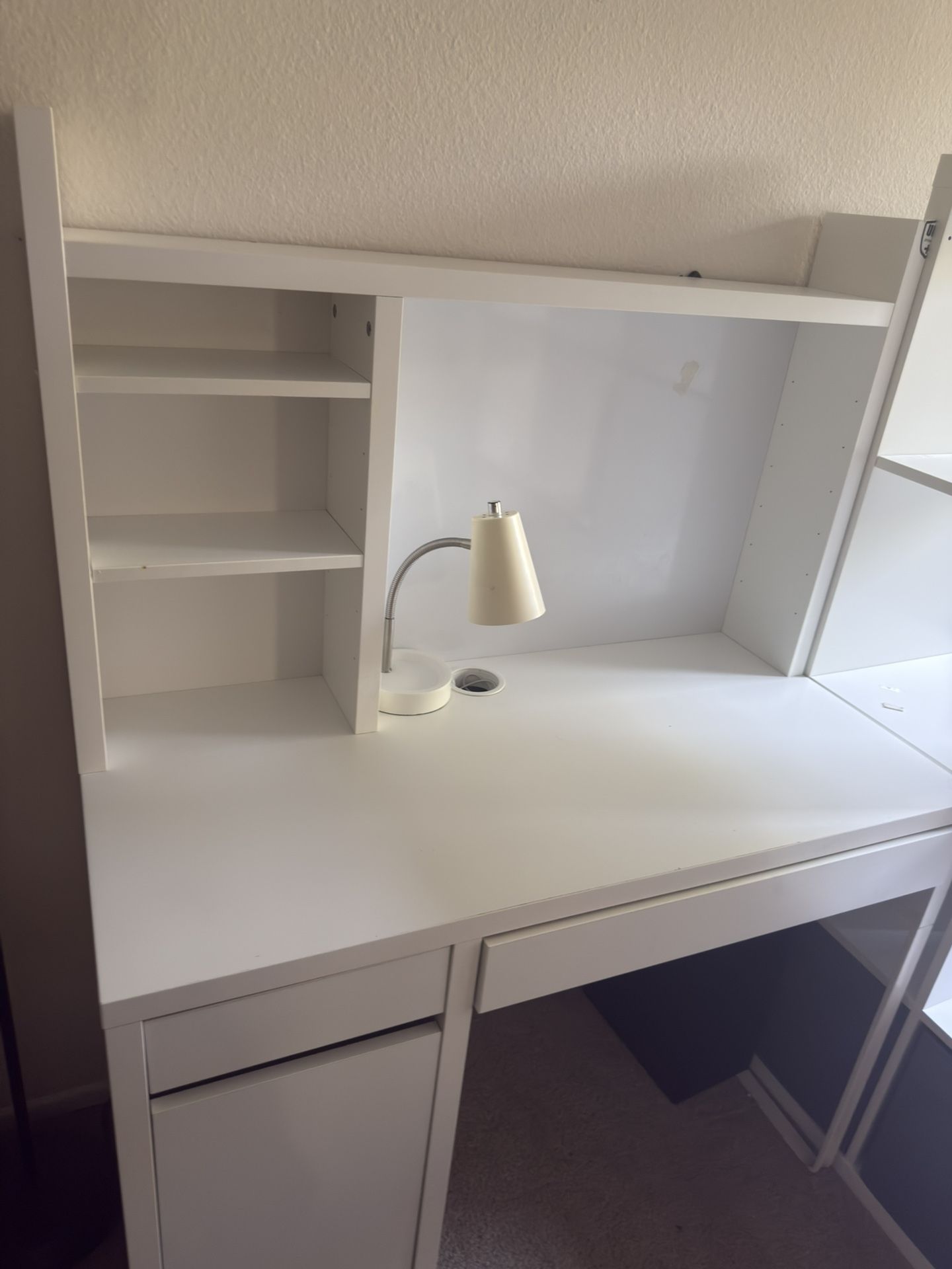 IKEA Micke Desk