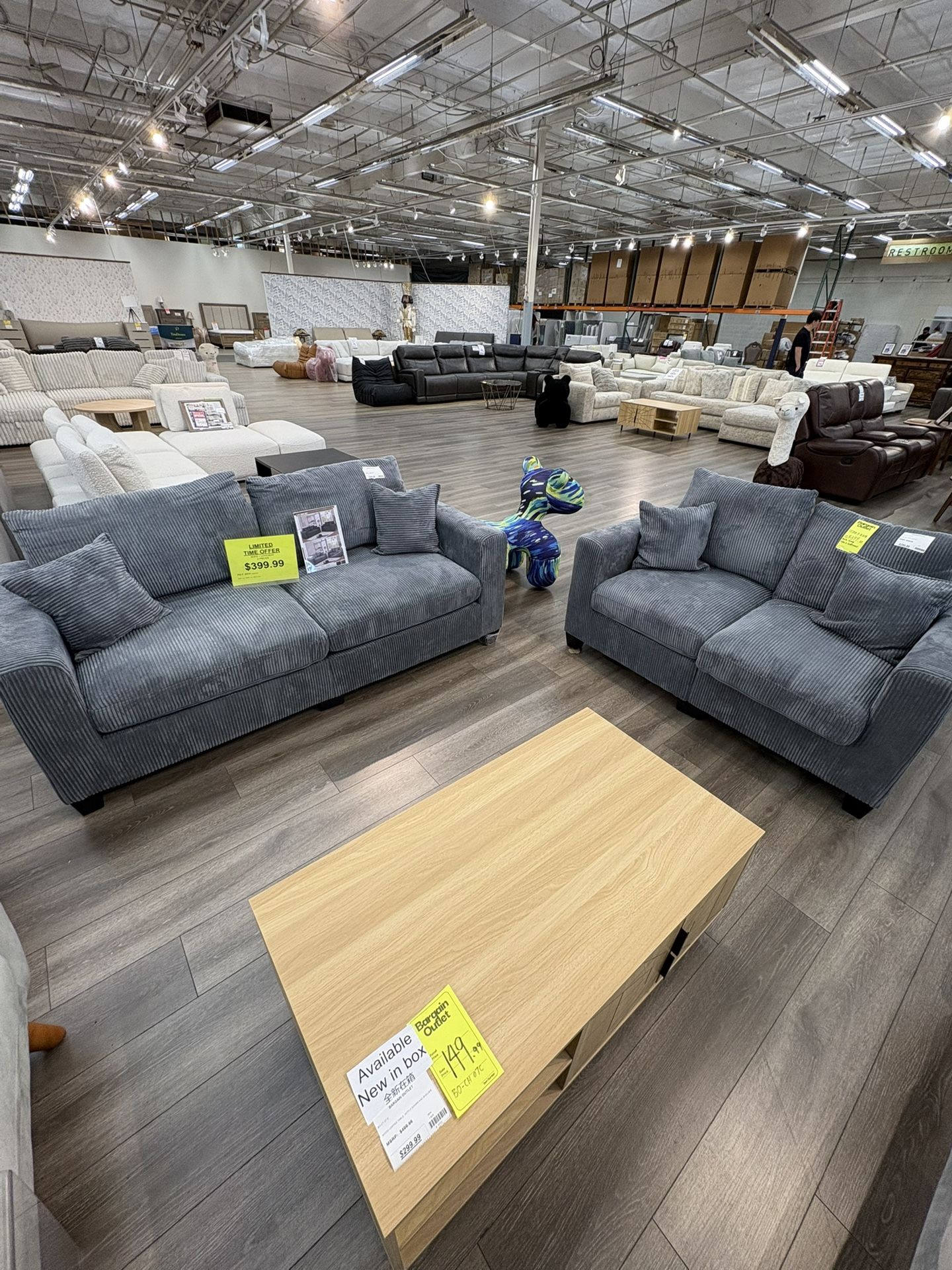 NEW 2PC SOFA AND LOVESEAT SET