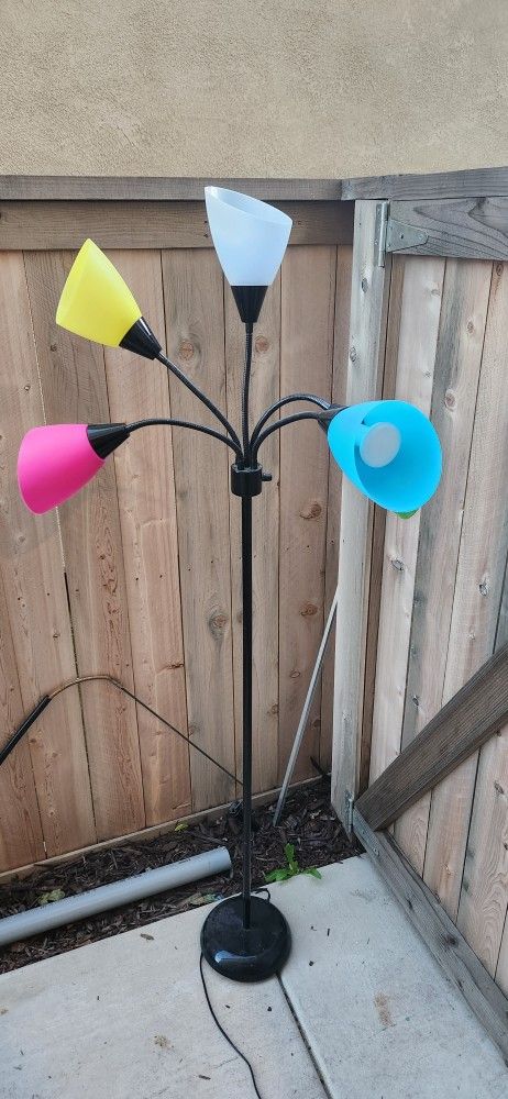 Mainstays 5 Light Floor Lamp, Silver Color with Multi Color Shades Made of Metal