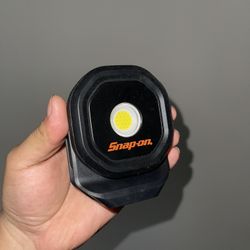 Snap On Light 700 Lumen 