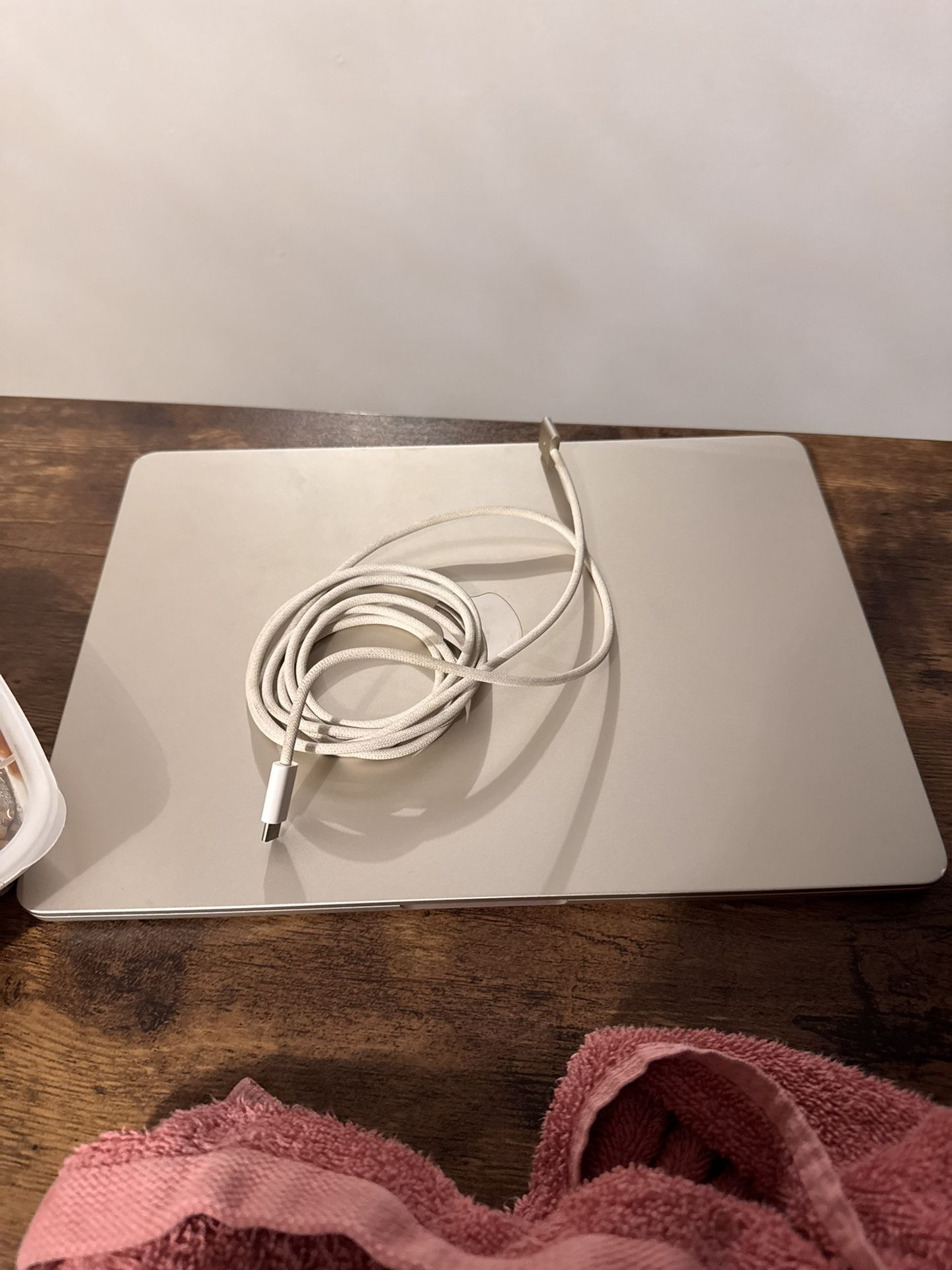 Mac Book 2022 Chip 2 And Bose 1 Pro speaker For Sale