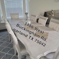 Furniture dining table set