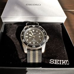 Seiko SNE573 38.5mm